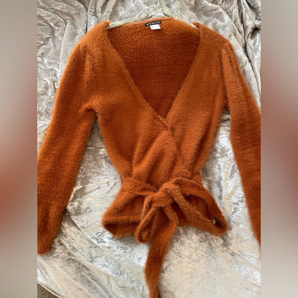 Venus Brown Super Soft Light Sweater
